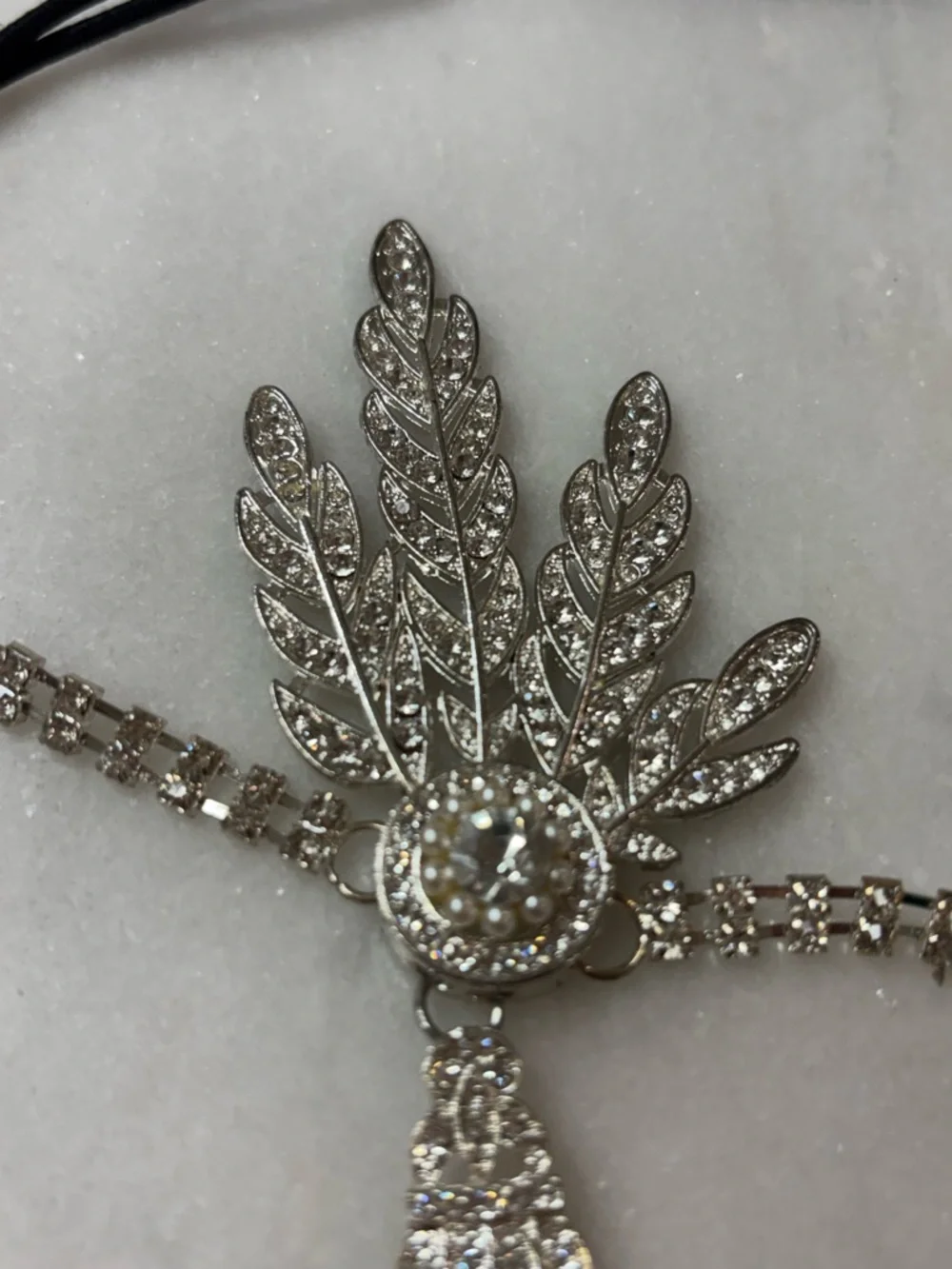Vintage Art Deco Rhinestone & Pearl Flapper Headband – Great Gatsby 1920s Style - Picture 3 of 5